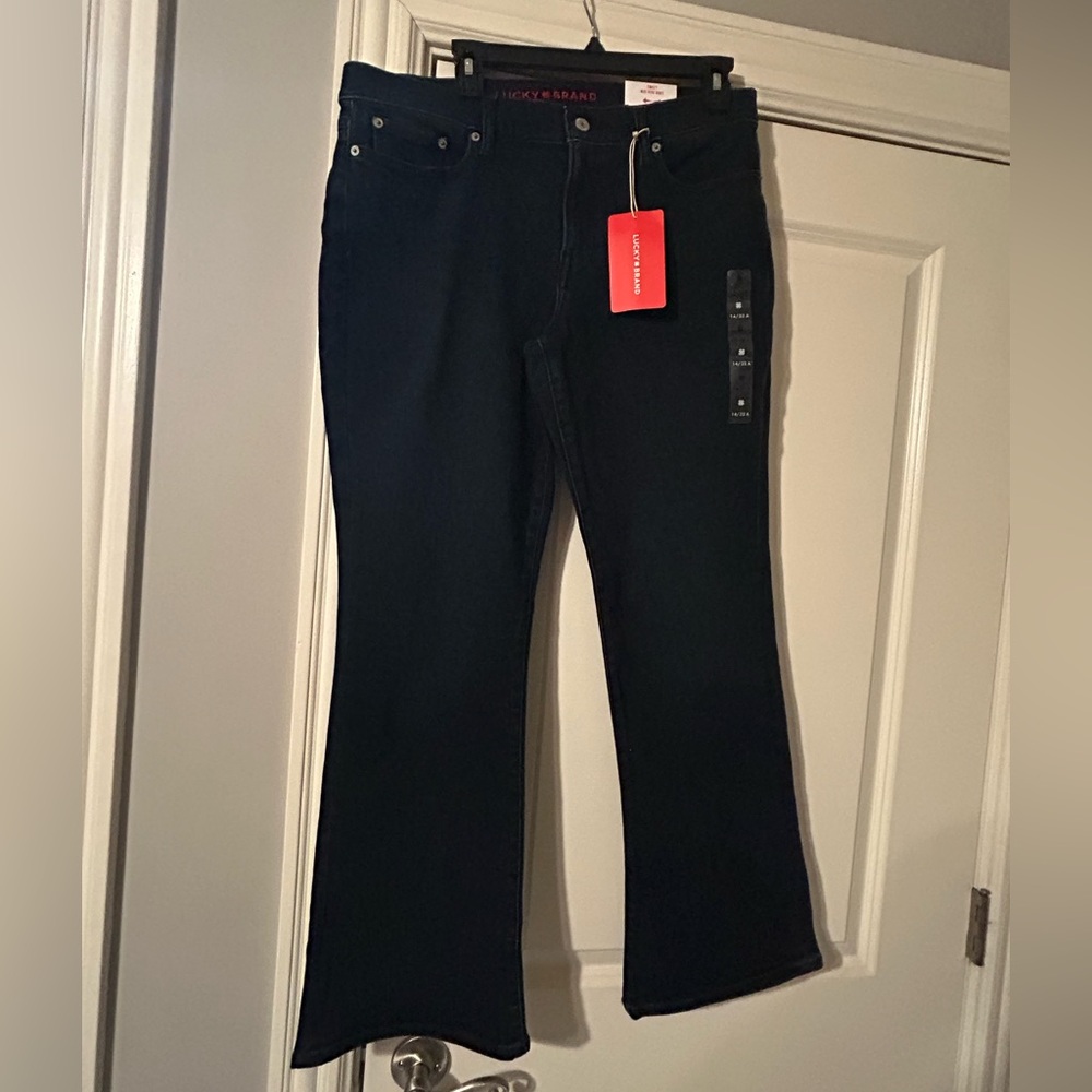 Lucky Brand 14/32A Bootcut Jeans